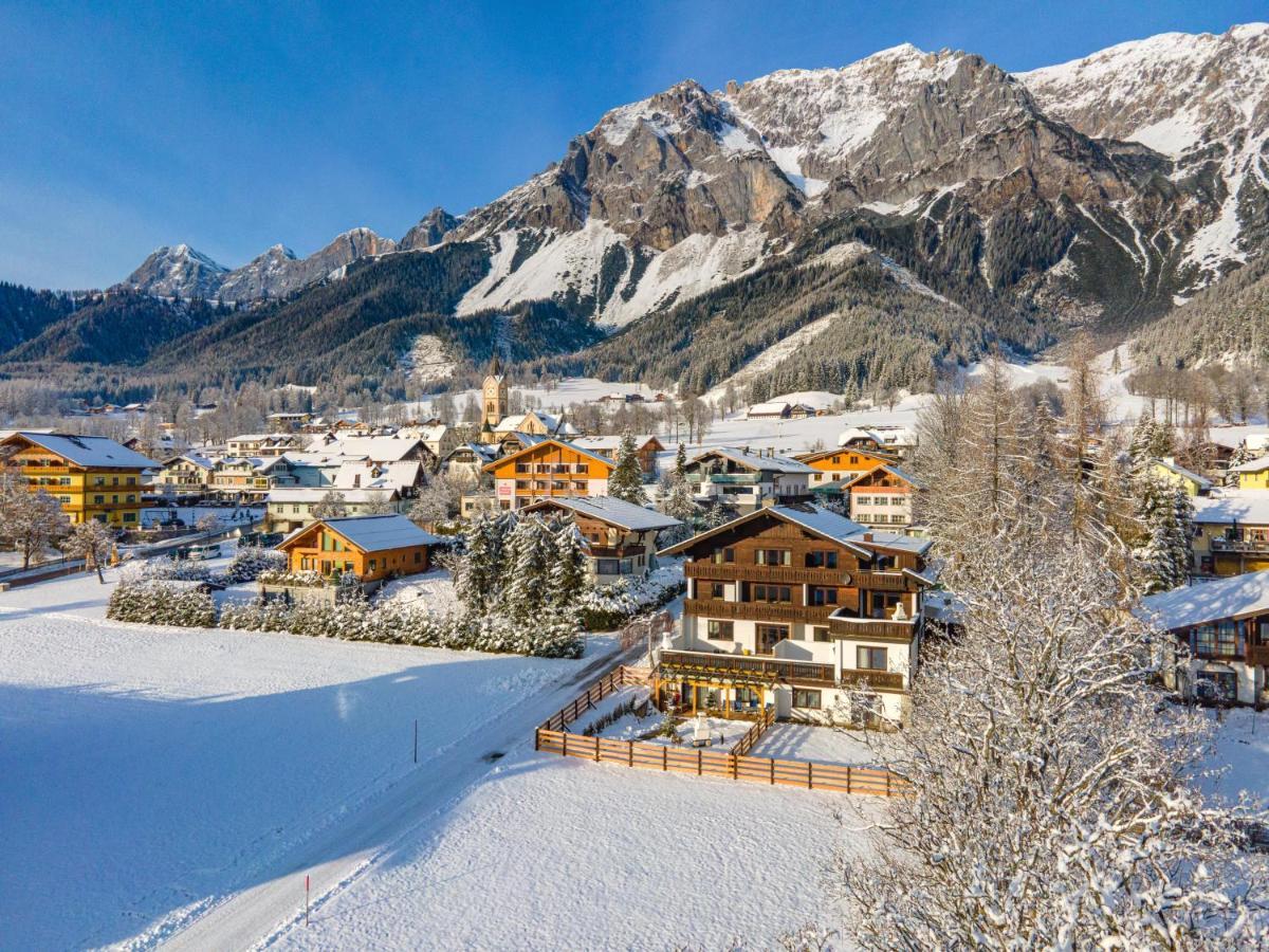 Bergidyll Top 1 Gartenwohnung Ramsau am Dachstein Bagian luar foto
