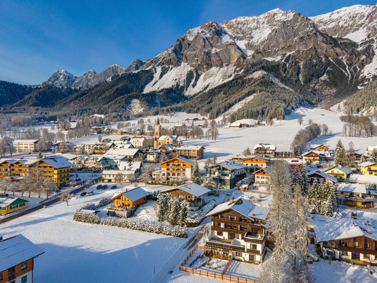 Bergidyll Top 1 Gartenwohnung Ramsau am Dachstein Bagian luar foto