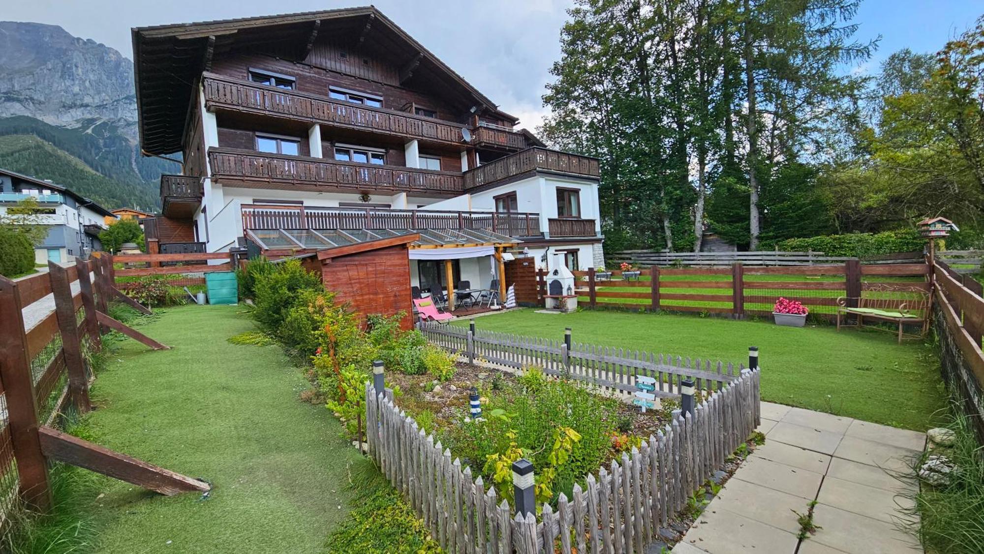 Bergidyll Top 1 Gartenwohnung Ramsau am Dachstein Bagian luar foto